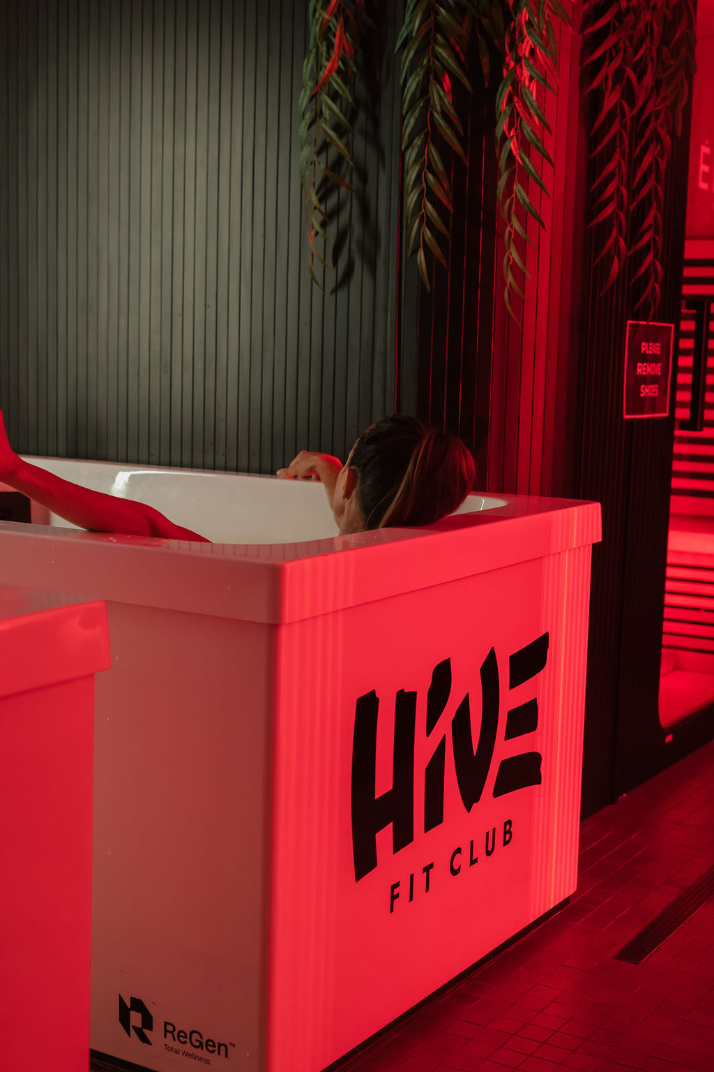 Member in a Hive Fit Club cold plunge in the Therma Lounge, Scottsdale